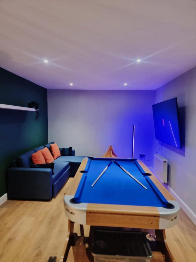 House Of Kaima - 6 Bed Detached Villa Dewsbury Exteriör bild